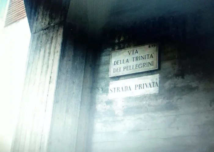 Konukevi Casa Ponte Sisto 3*